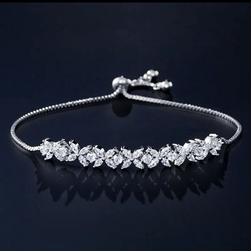 Zilveren armbanden collectie